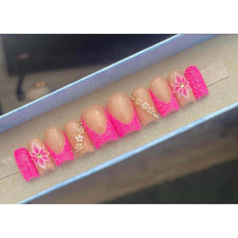 Short square Press on nails rhinestones acrylic flowers pink glitter French tip